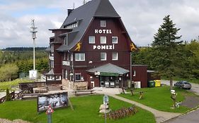Hotel Pomezi